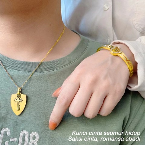 Set Gelang Kunci dan Kalung Kunci