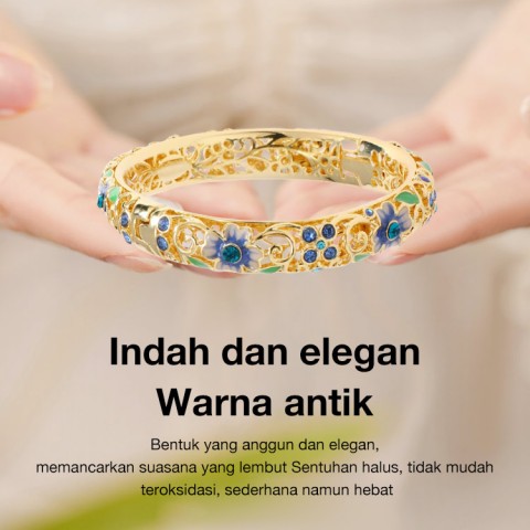 Gelang semanggi berdaun empat berongga