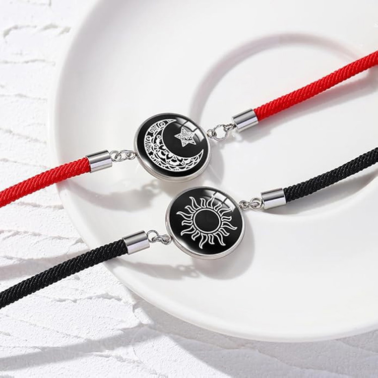 Beli 1 Gratis 1-Gelang Batu Permata Bercahaya Matahari dan Bulan-Matahari dan bulan saling menemani, membawa harapan baik dan keberuntungan!